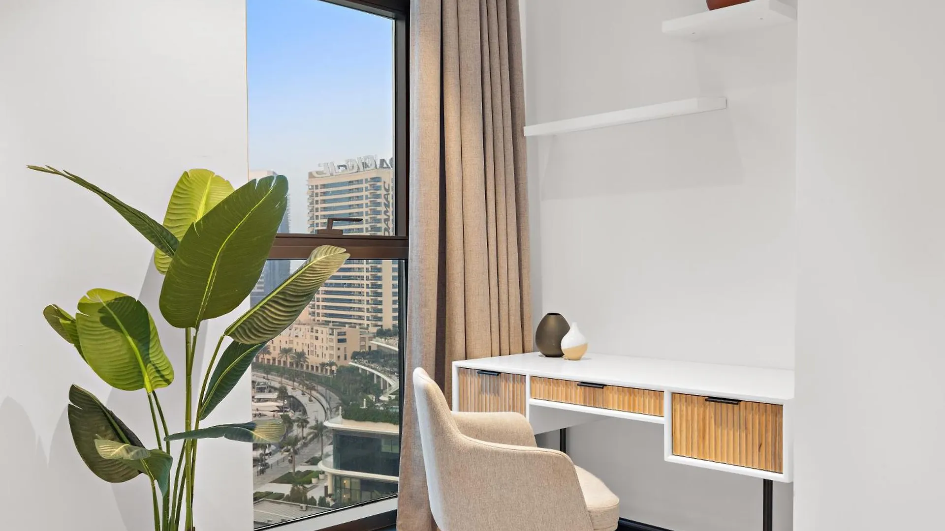 Cozy 1Br In Business Bay With Canal Views Dubai Apartment