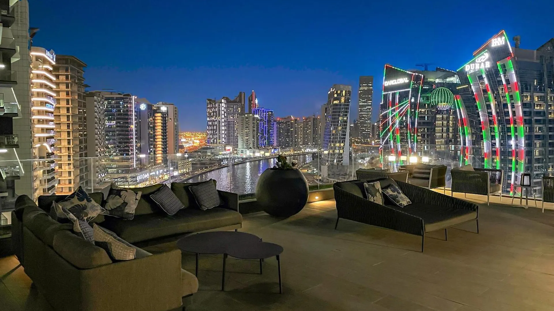 Apartment Cozy 1Br In Business Bay With Canal Views Dubai